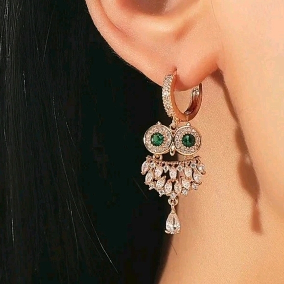 Elegant Gold and Green Owl Earrings In Swarovski Crystals - Picture 4 of 4